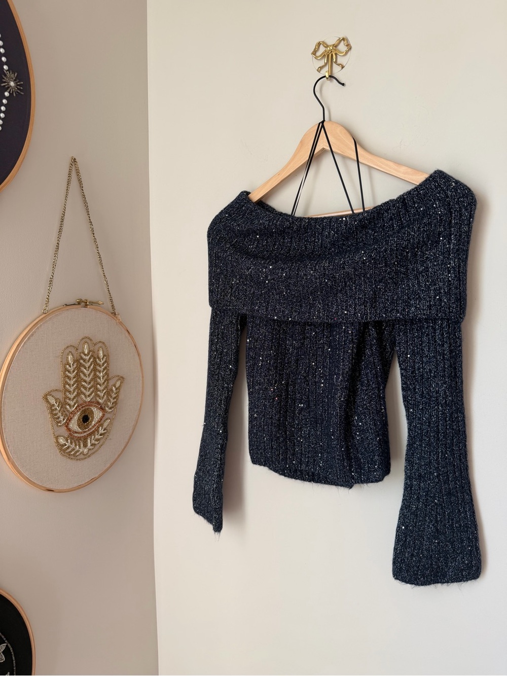 Dark blue Off-the-Shoulder knit Sweater with silver stitching and sequins